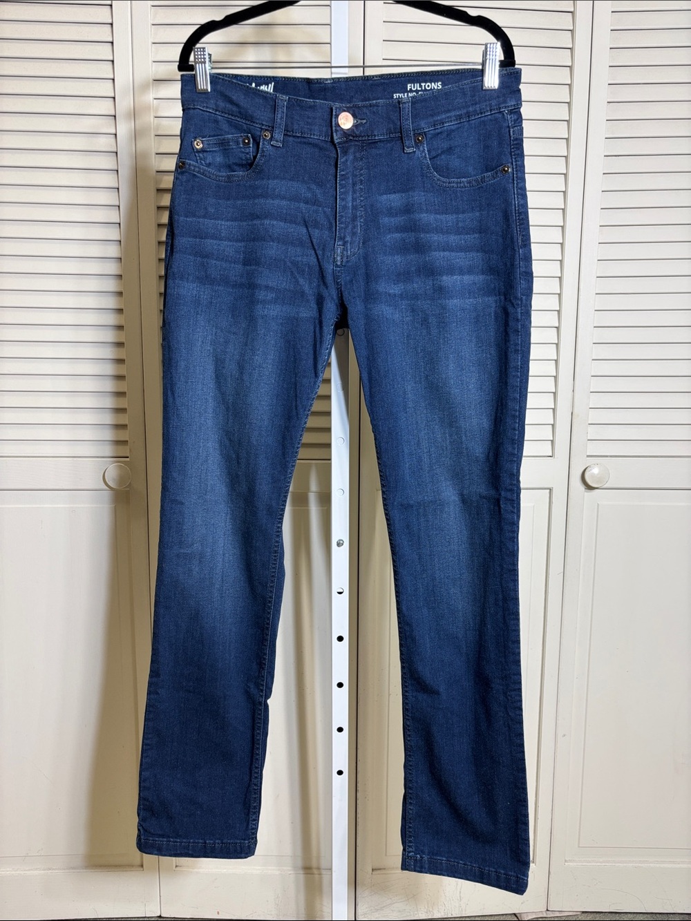 Mugsy Fultons Men’s Classic Straight-Leg Jeans in Blue Size 34 x 32